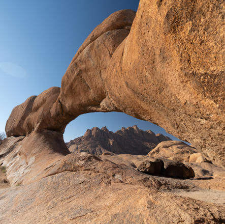 Natural Arch in der Nähe der Spitzkoppe