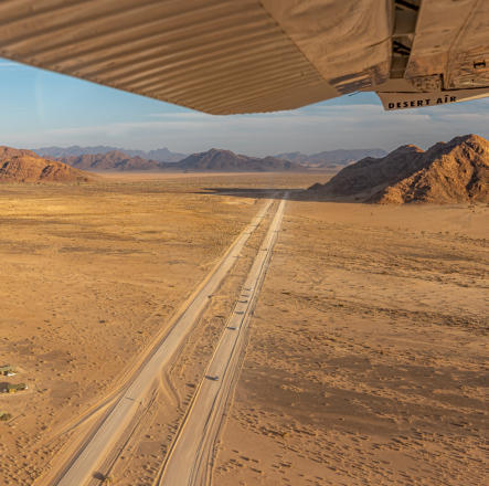 Mit dem Flugzeug über Sossusvlei