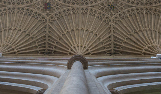 Bath Abbey, Gewölbebogen